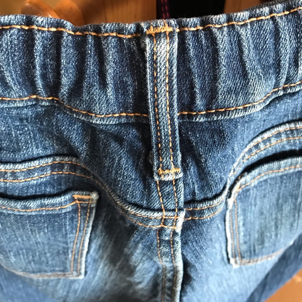 Old Navy Skinny Jeans - Picture 3 of 6